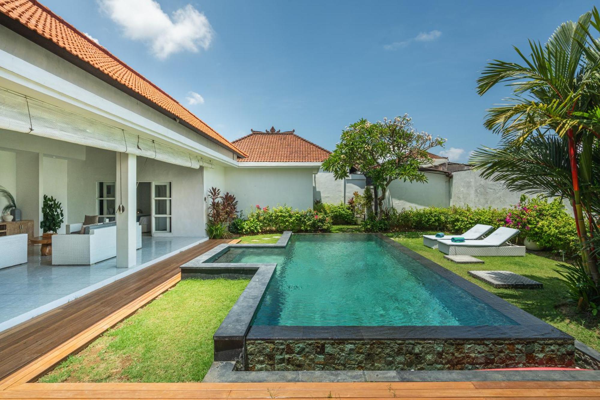 Modern 3 Bedrooms Villa Beach Walking Distance Seminyak Eksteriør bilde
